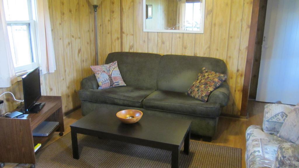 Sunbeam Bungalows Hotel Callander Room photo