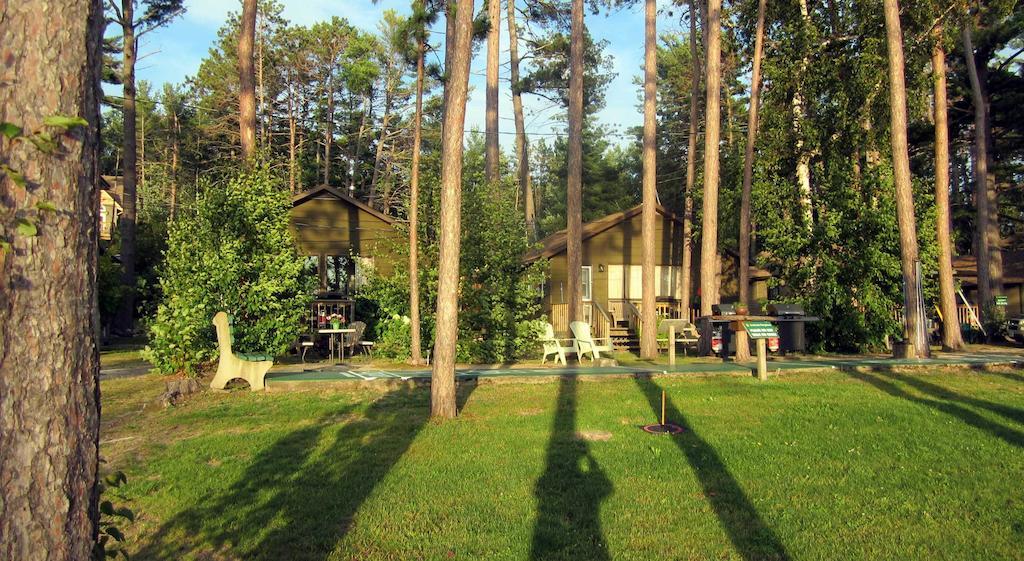 Sunbeam Bungalows Hotel Callander Room photo