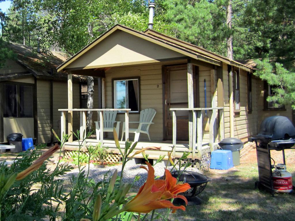 Sunbeam Bungalows Hotel Callander Room photo